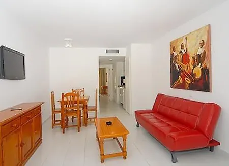 Livvo Erika (adults Only) * 科拉雷侯