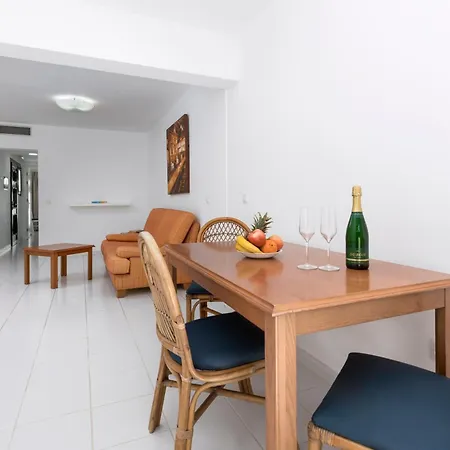 Livvo Erika (adults Only) *