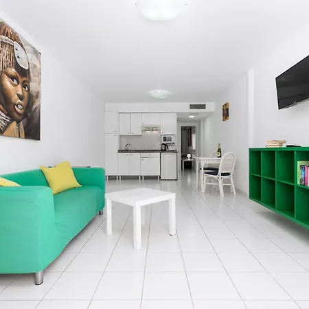 公寓 Livvo Erika (adults Only)