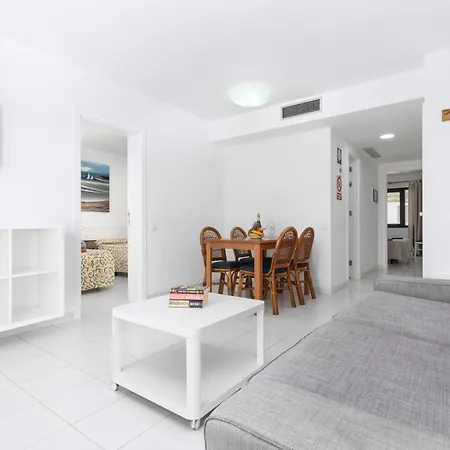 公寓 Livvo Erika (adults Only)