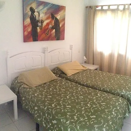 Livvo Erika (adults Only) 科拉雷侯