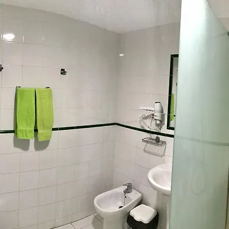 Livvo Erika (adults Only) 科拉雷侯